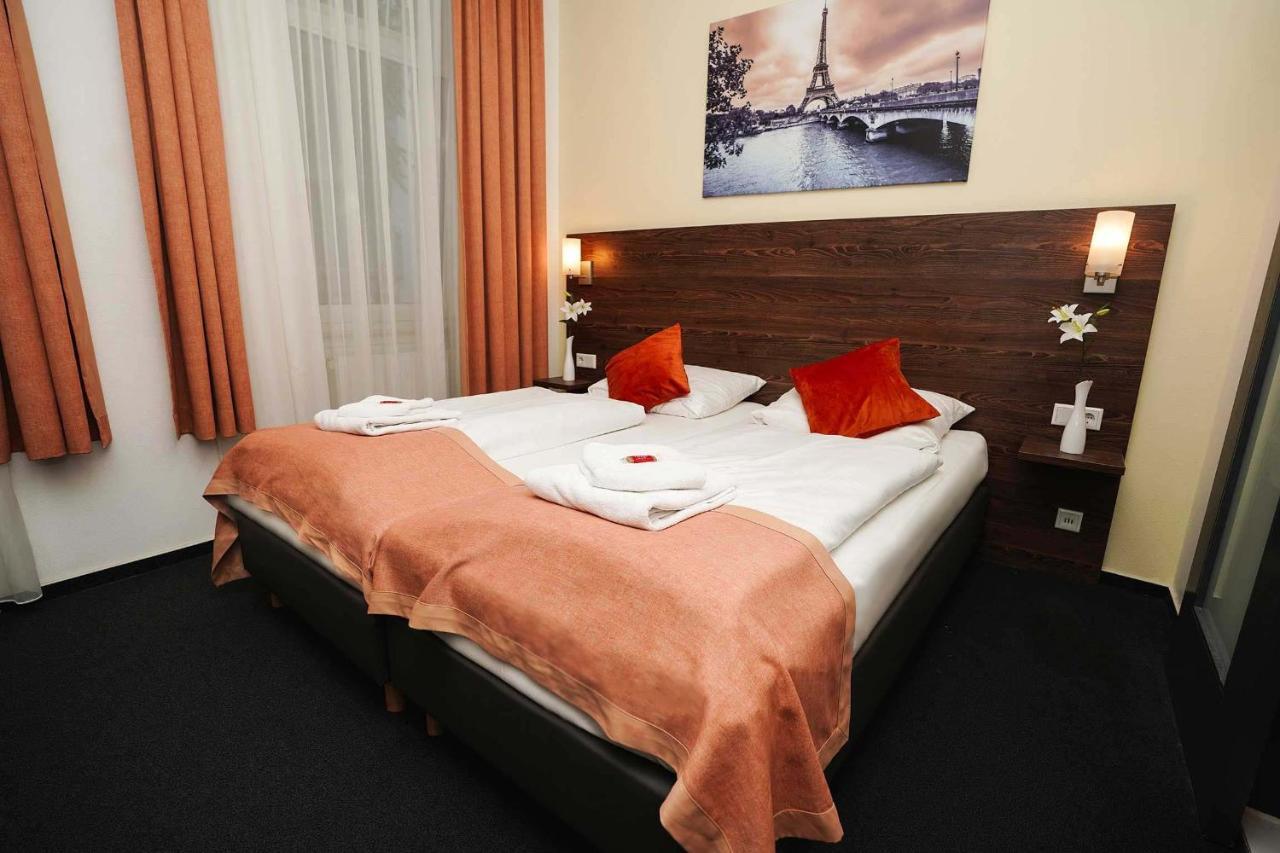 Hotel Little Paris Frankfurt am Main Buitenkant foto